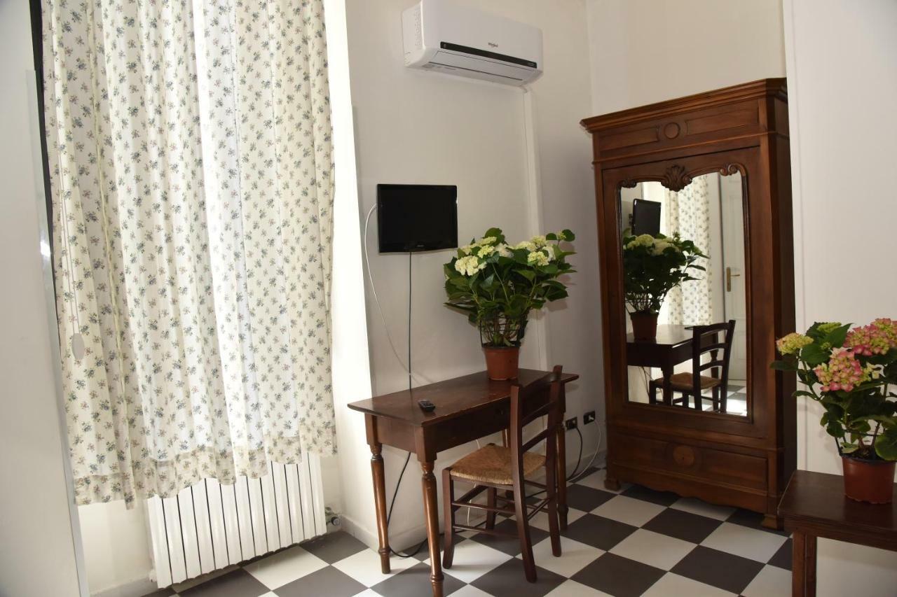 Sogni D'Oro Lecce Acomodação com café da manhã Exterior foto