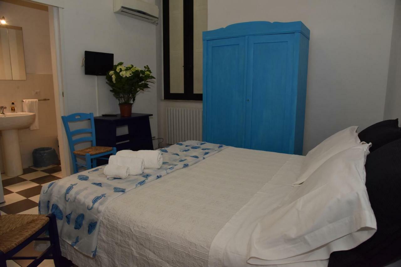 Sogni D'Oro Lecce Acomodação com café da manhã Exterior foto