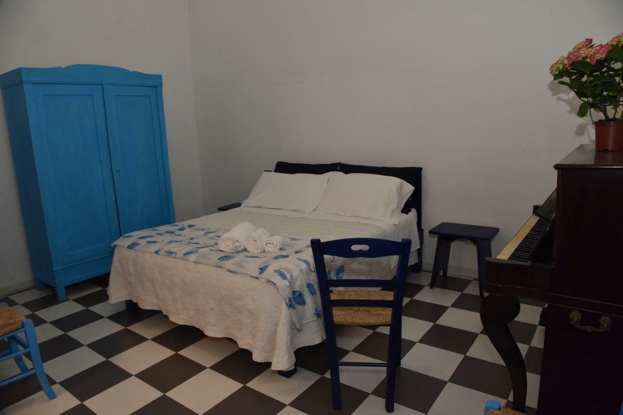 Sogni D'Oro Lecce Acomodação com café da manhã Exterior foto