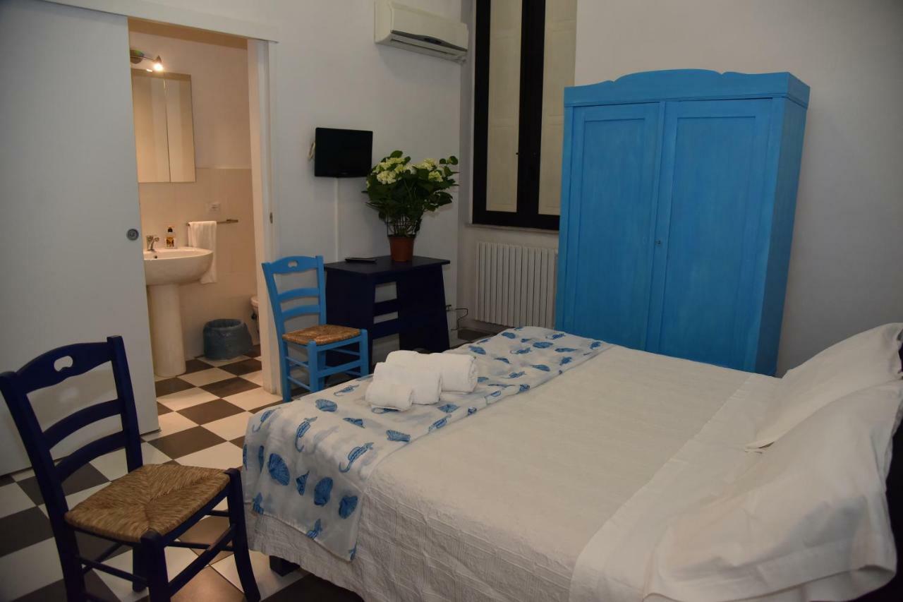 Sogni D'Oro Lecce Acomodação com café da manhã Exterior foto
