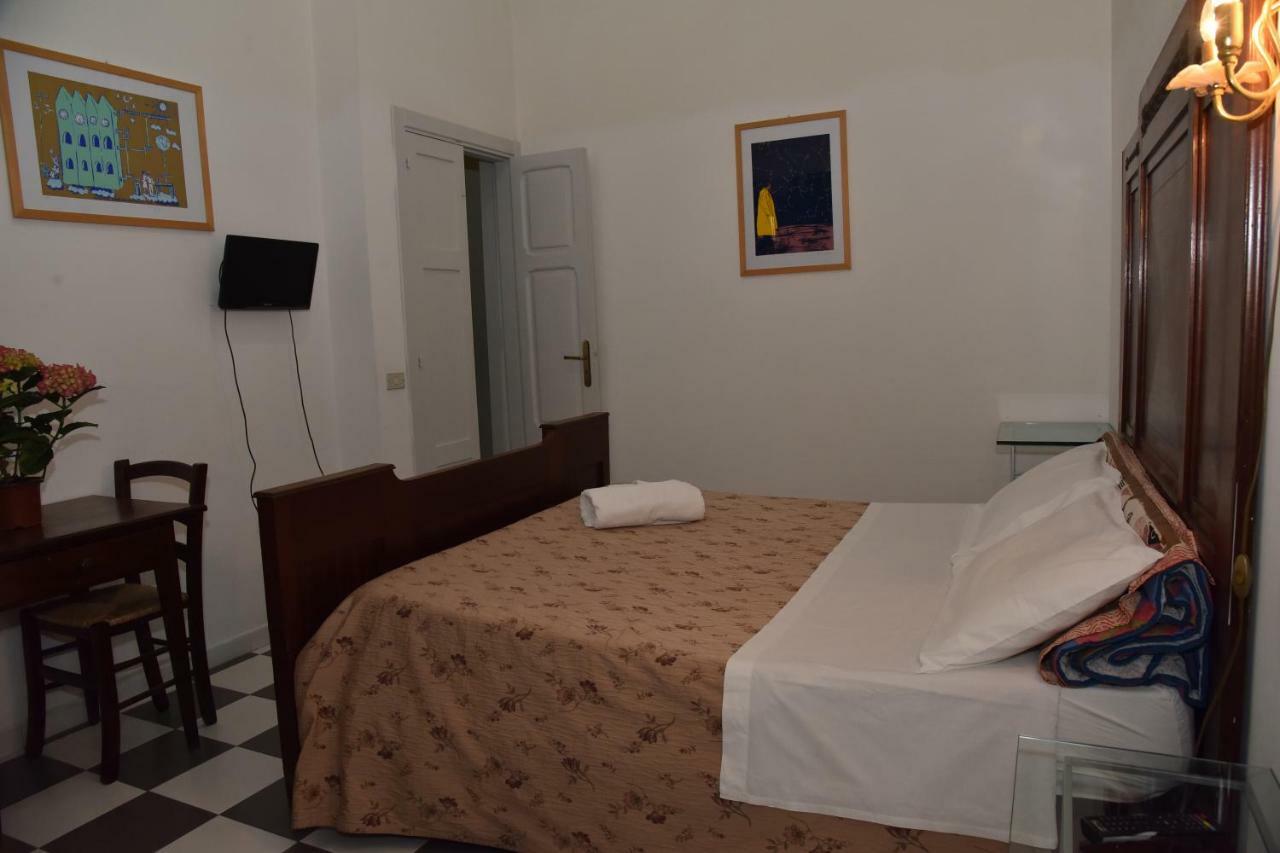Sogni D'Oro Lecce Acomodação com café da manhã Exterior foto